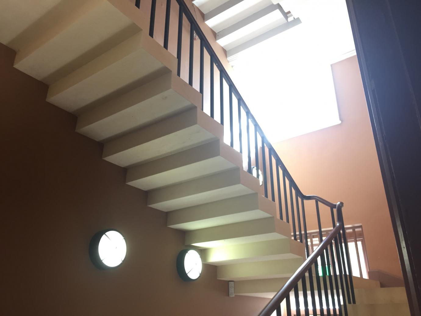 cantilevered stone staircase