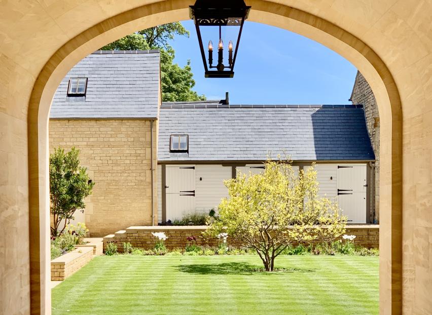 10. Vaulted limestone archway in Clapham and Ancastor Limestone installed by Leicestershire Stonemason Carvero