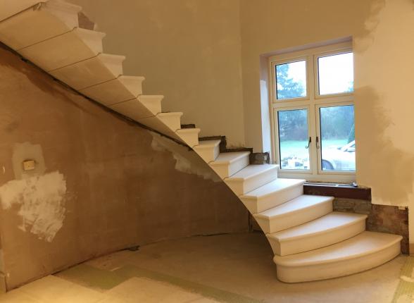 cantilevered stone staircase